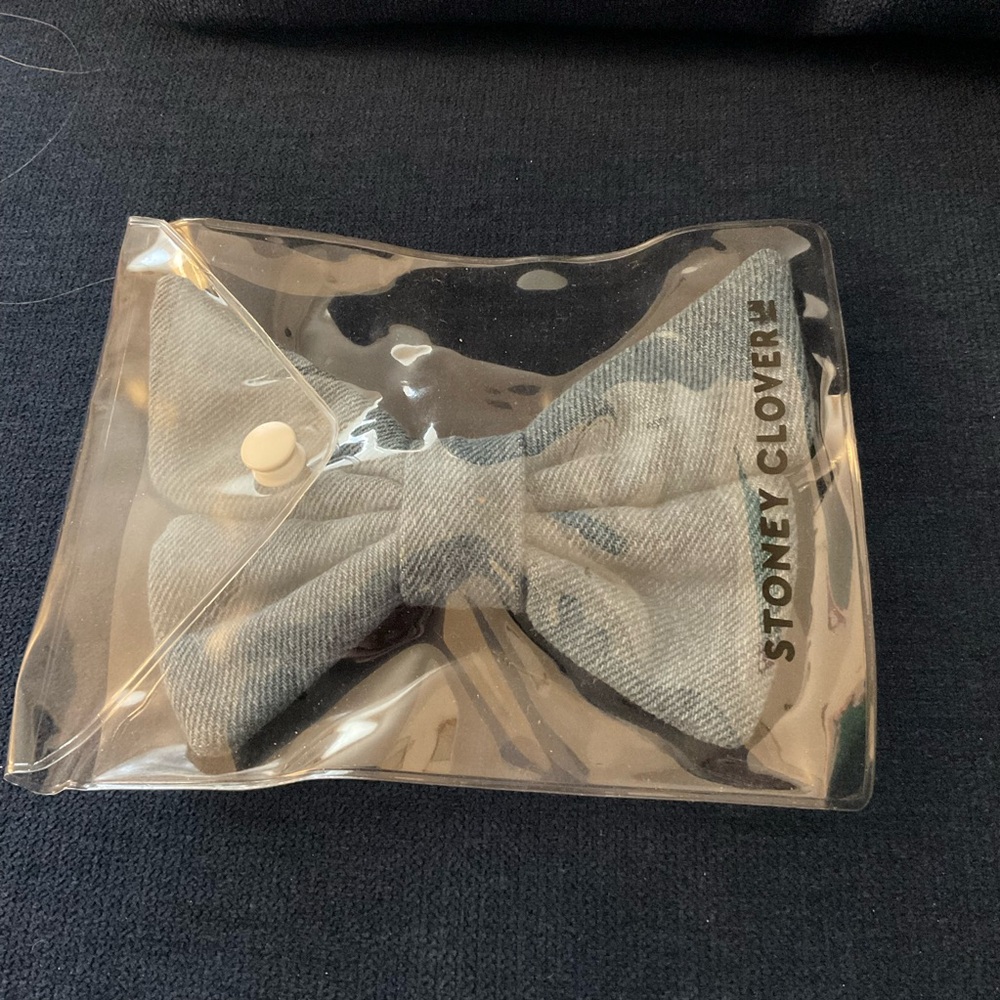 Stoney Clover Lane NWT Denim medium bow